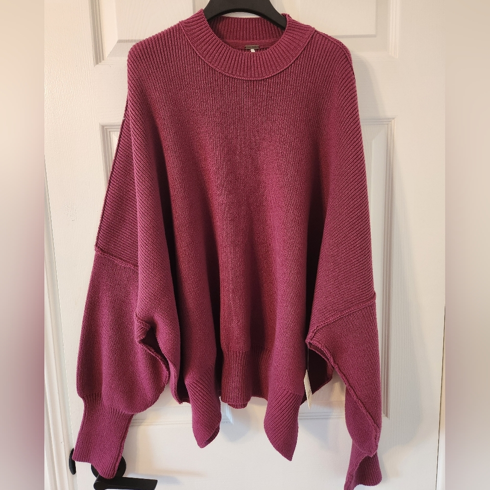 NWT Free People Mulberry Cable Knit Sweater Size Small Oversized